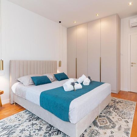 Luxury Rooms Volat Old Town Zara Esterno foto