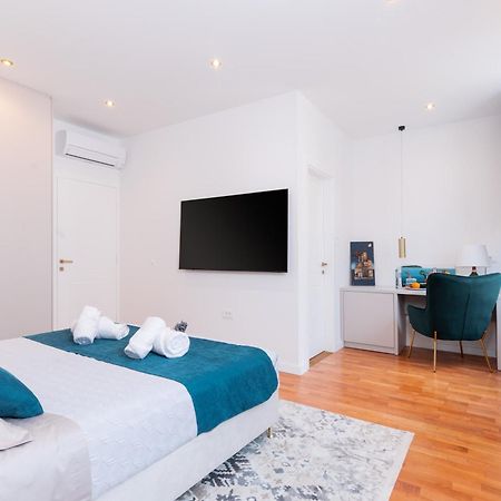 Luxury Rooms Volat Old Town Zara Esterno foto