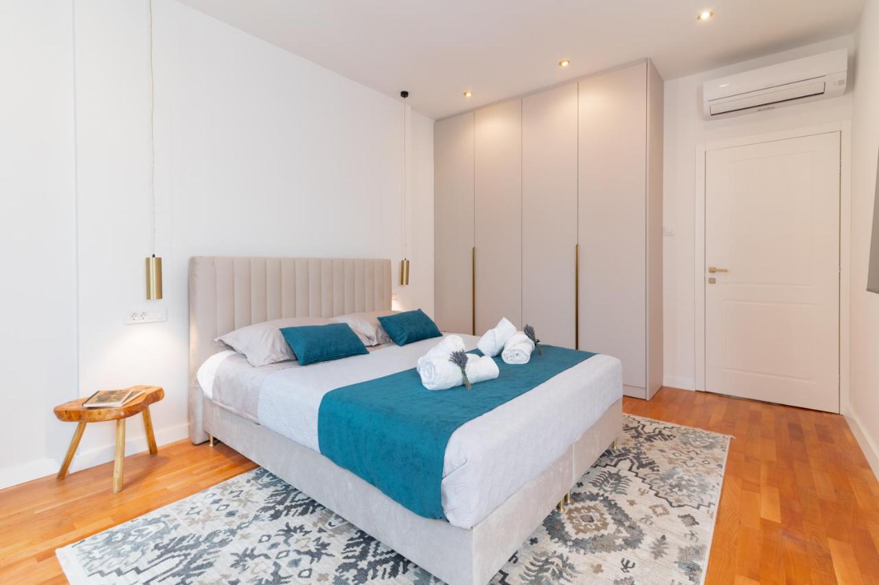 Luxury Rooms Volat Old Town Zara Esterno foto