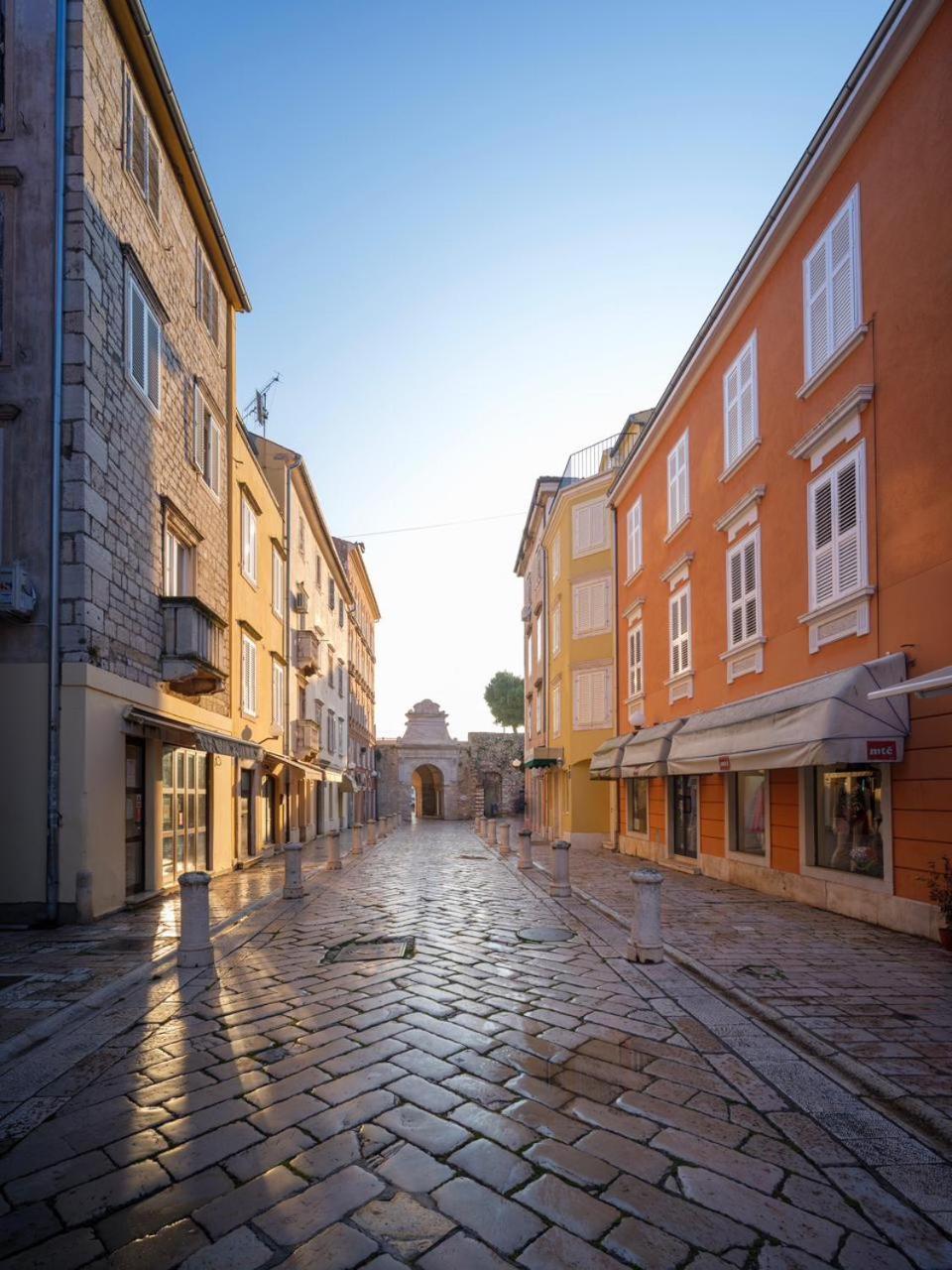 Luxury Rooms Volat Old Town Zara Esterno foto