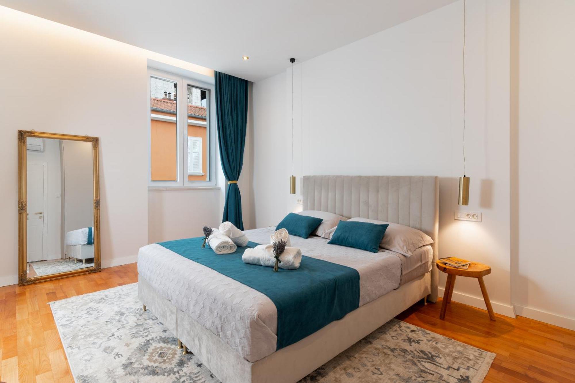 Luxury Rooms Volat Old Town Zara Esterno foto
