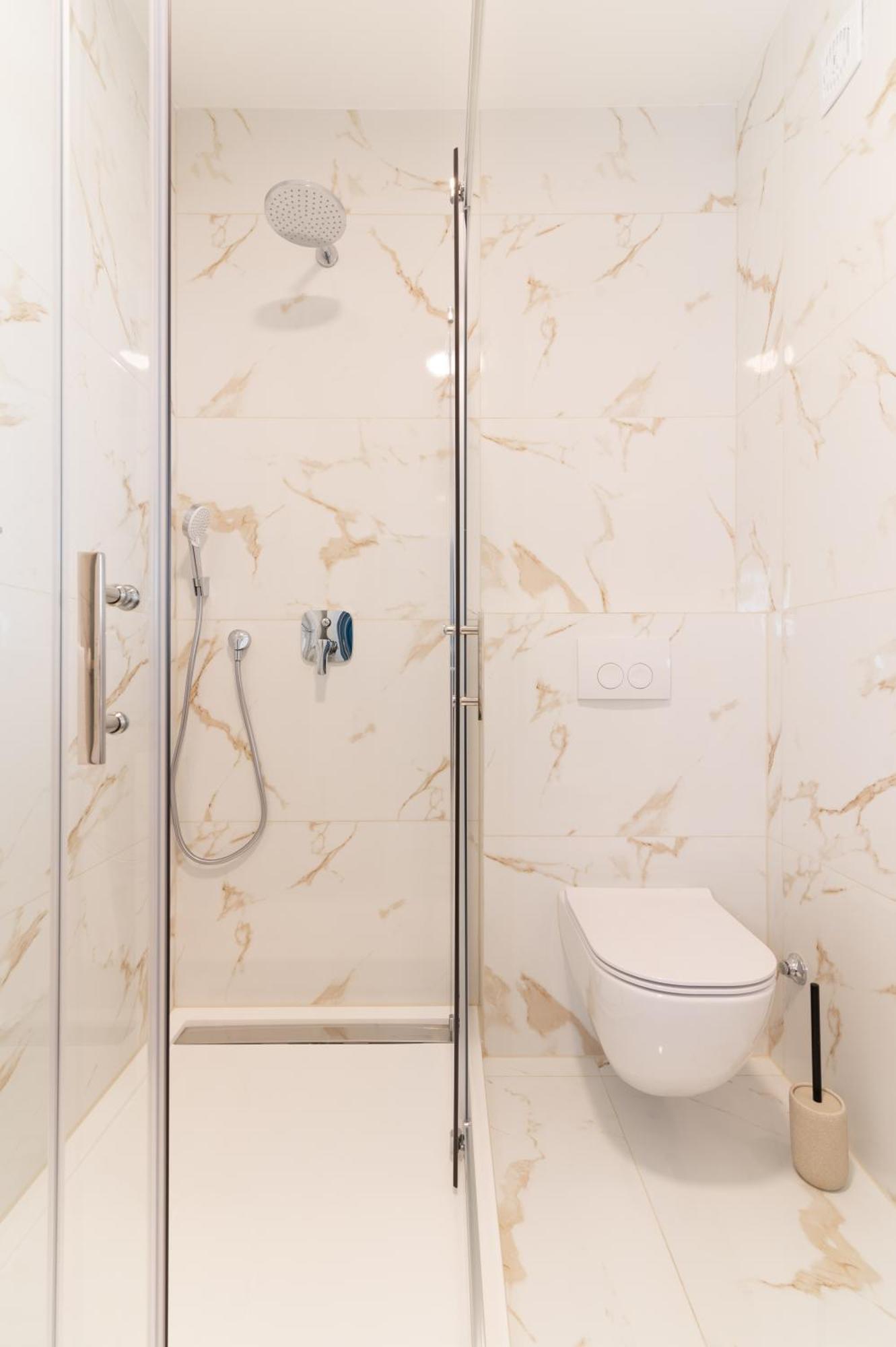 Luxury Rooms Volat Old Town Zara Esterno foto